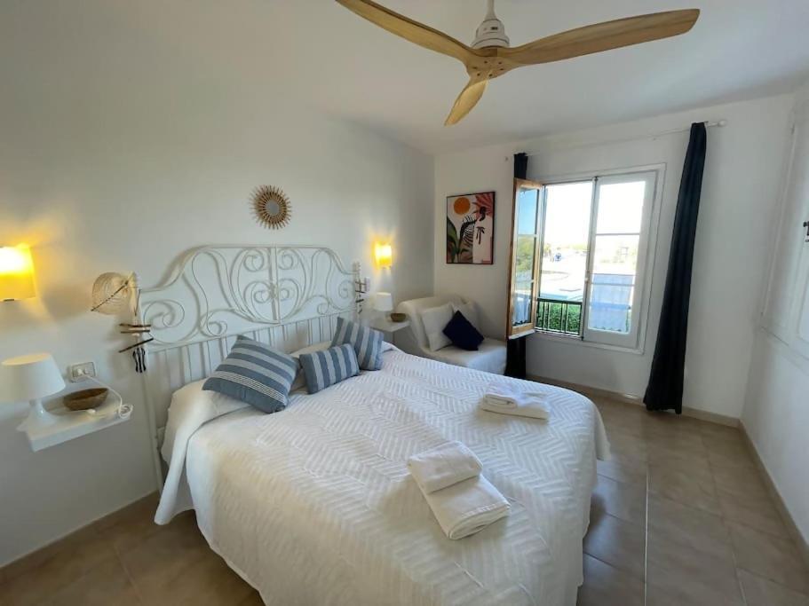 Algaiarens Apto Con Piscina Y Junto A La Playa Cala'N Blanes  Luaran gambar